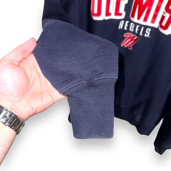 90s Champion Reverse Weave Ole Miss Embroidered Patch Crewneck Sweatshirt Sz L - Picture 4 of 6